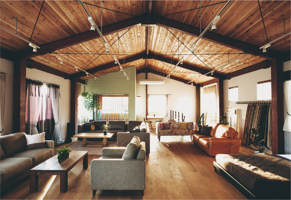 私たちについて – ソファ専門ブランドMANUALgraph